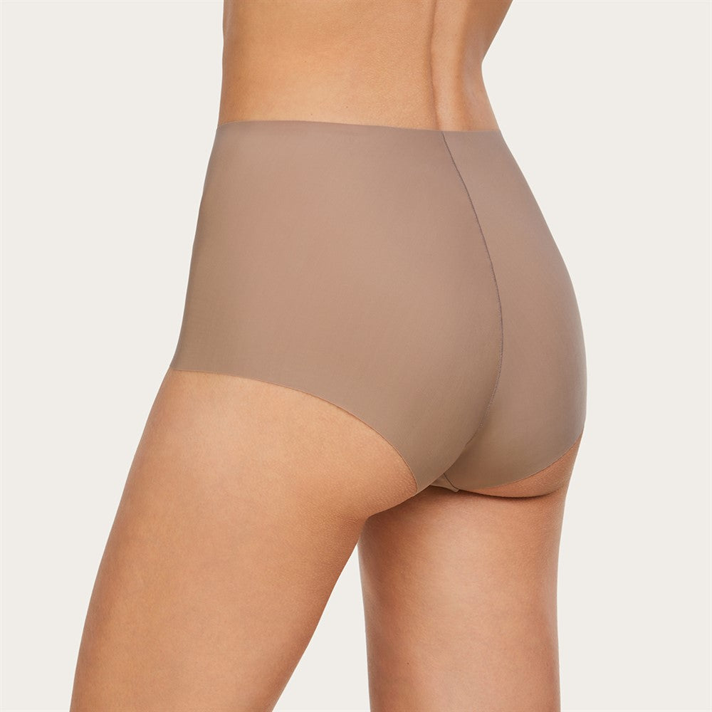Avet Invisible Maxi